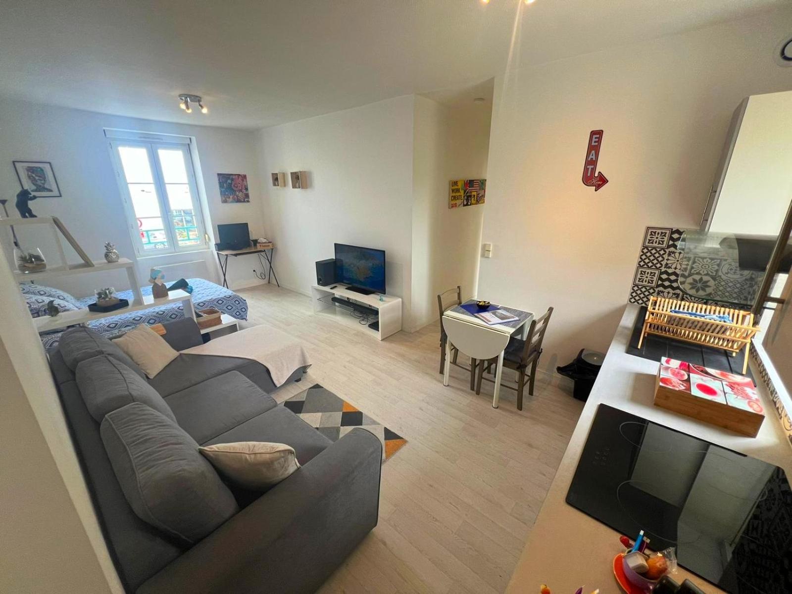 Apartment Beau Avec Vue Sur Et Parking Gratuit *