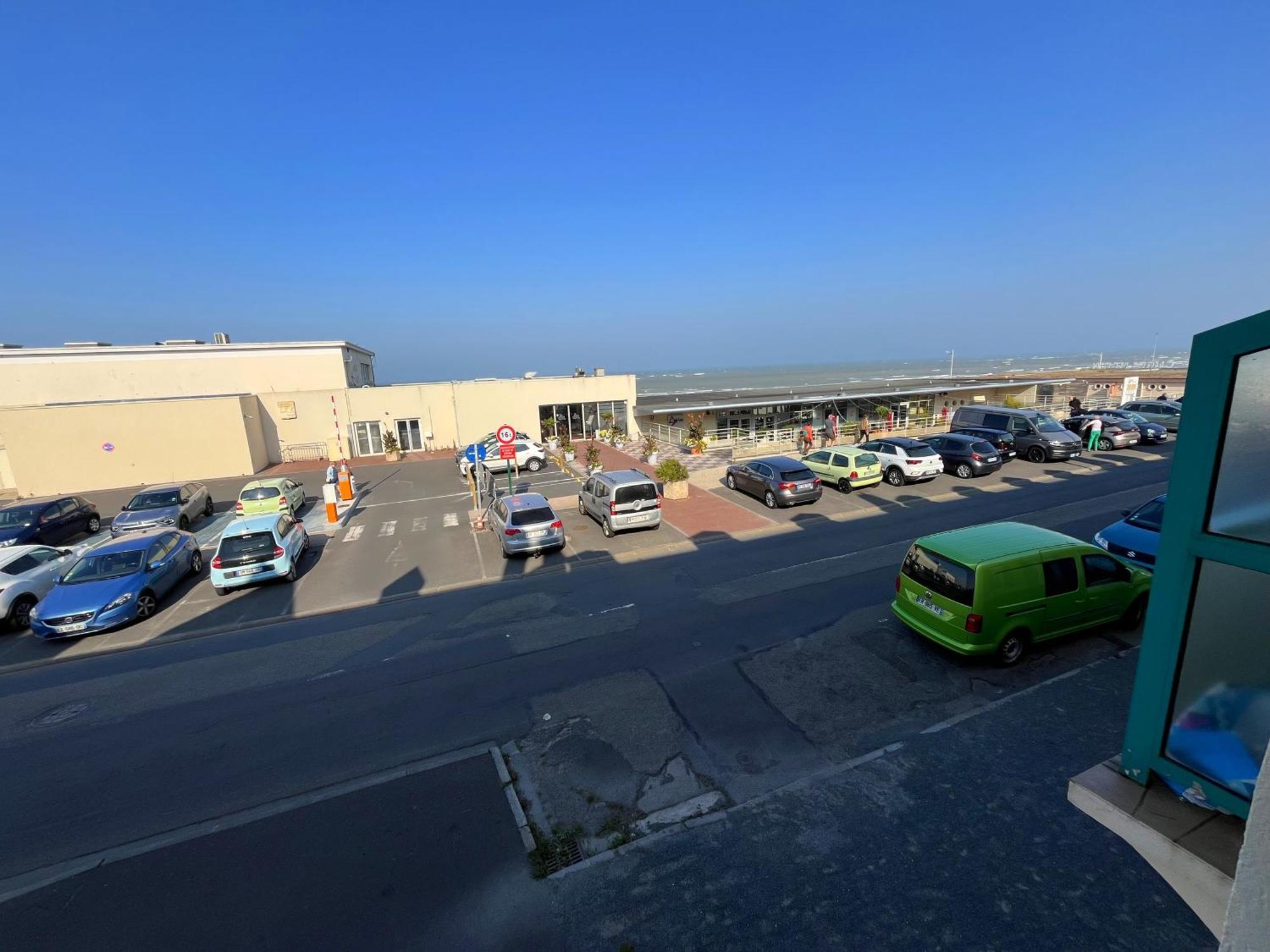 Beau Avec Vue Sur Et Parking Gratuit Apartment Luc-sur-Mer